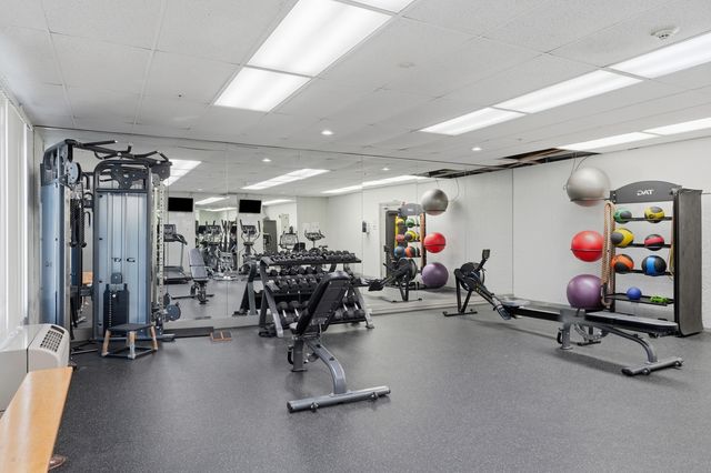 1 Renaissance Place 816, Palatine, IL 60067