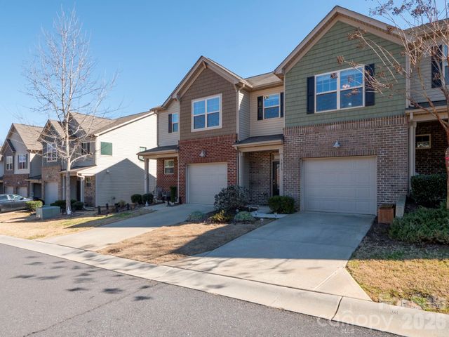 7010 Swamp Chestnut Lane, Fort Mill, SC 29707