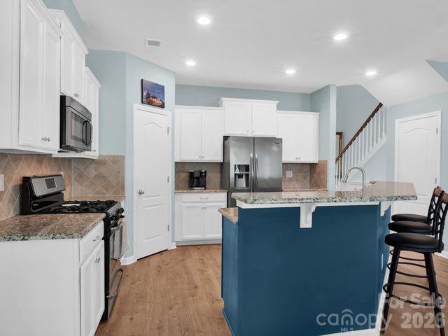 7010 Swamp Chestnut Lane, Fort Mill, SC 29707