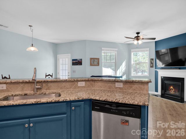 7010 Swamp Chestnut Lane, Fort Mill, SC 29707