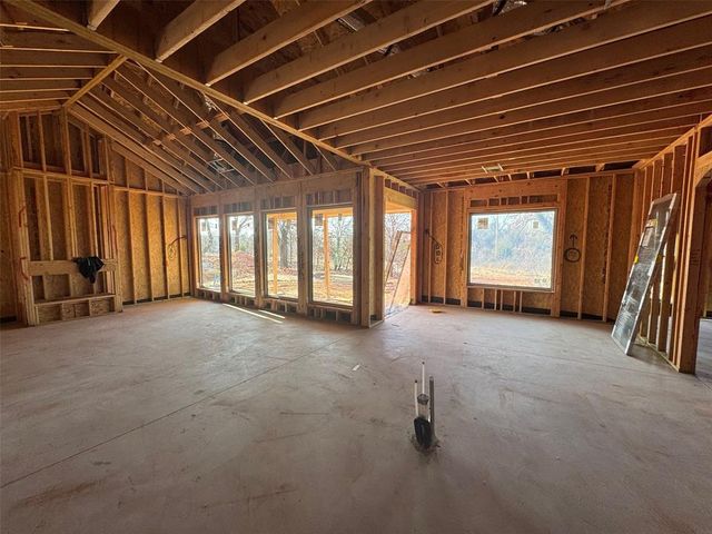 13025 Stagecoach Trail, Arcadia, OK 73007