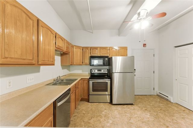 148 Bernon Street 15, Woonsocket, RI 02895