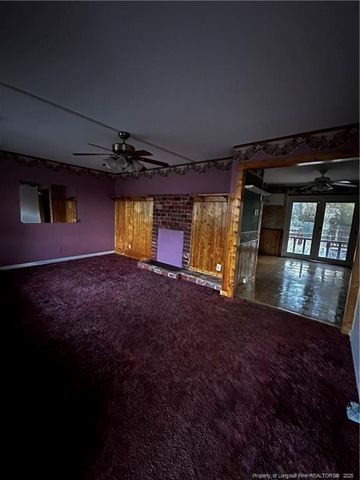 1921 Shiloh Drive, Fayetteville, NC 28304