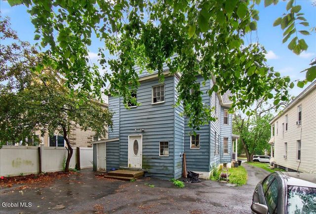 1503 Rugby Road, Schenectady, NY 12308