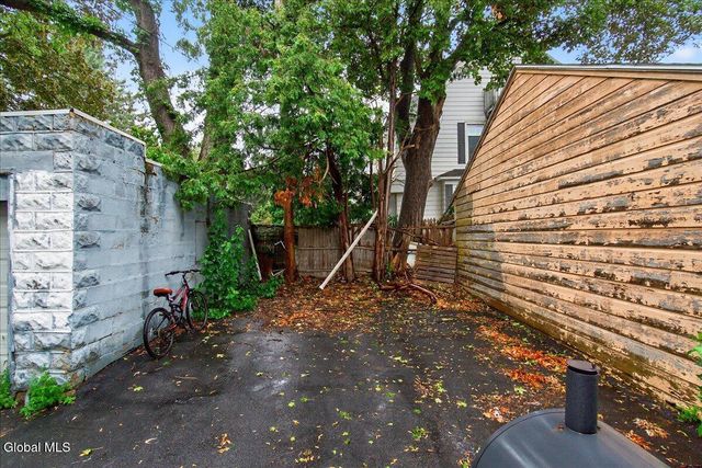 1503 Rugby Road, Schenectady, NY 12308