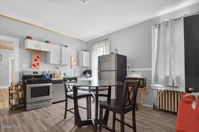 1503 Rugby Road, Schenectady, NY 12308