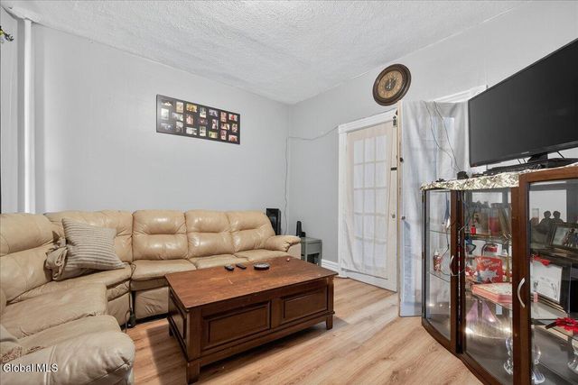 1503 Rugby Road, Schenectady, NY 12308