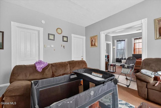 1503 Rugby Road, Schenectady, NY 12308