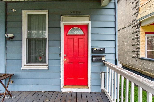 1503 Rugby Road, Schenectady, NY 12308
