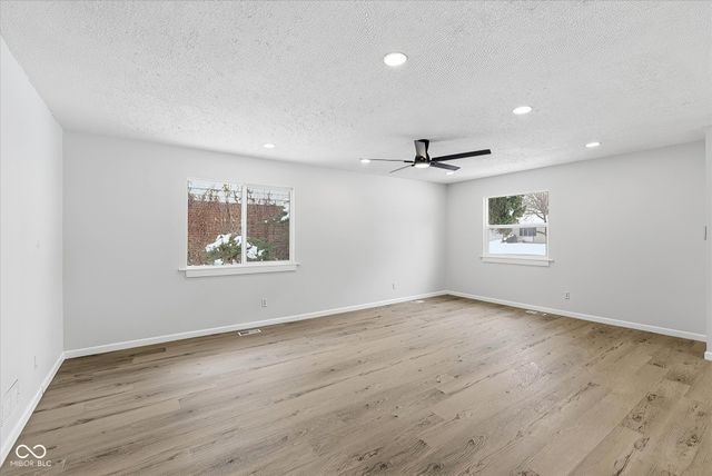 9131 Mercury Drive, Indianapolis, IN 46229