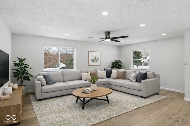 9131 Mercury Drive, Indianapolis, IN 46229