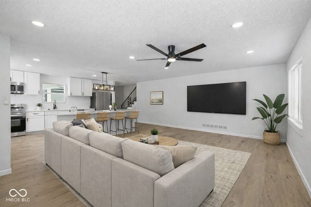 9131 Mercury Drive, Indianapolis, IN 46229