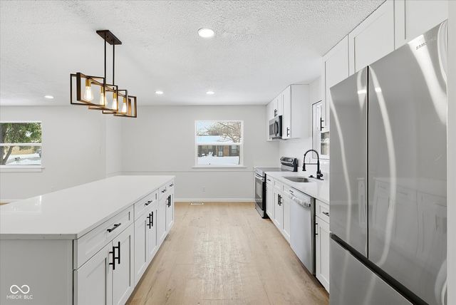 9131 Mercury Drive, Indianapolis, IN 46229