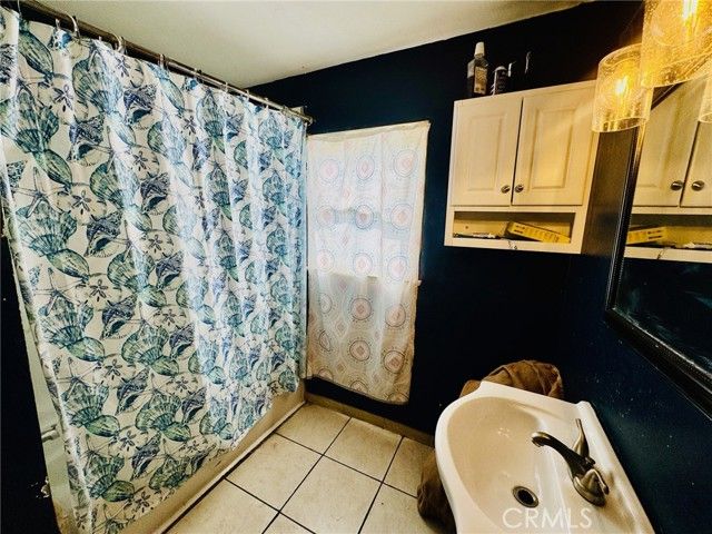 1807 Shamrock, Bakersfield, CA 93304