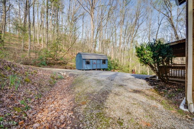 1072 Lower Paint Creek Road, Greeneville, TN 37743