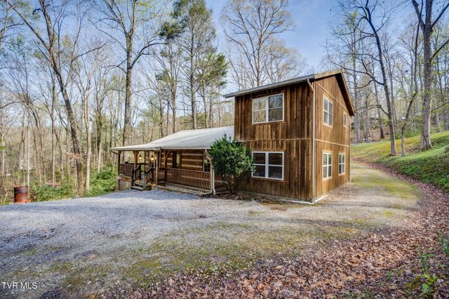 1072 Lower Paint Creek Road, Greeneville, TN 37743