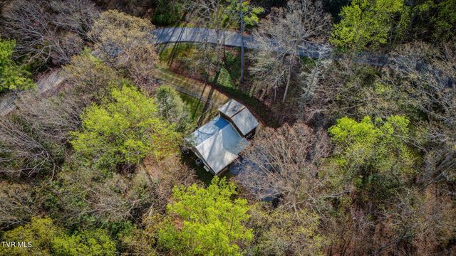 1072 Lower Paint Creek Road, Greeneville, TN 37743