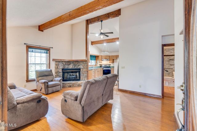 1072 Lower Paint Creek Road, Greeneville, TN 37743
