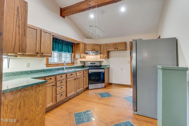 1072 Lower Paint Creek Road, Greeneville, TN 37743
