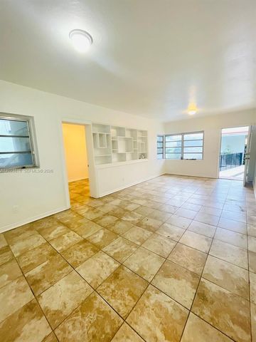 1020 SW 36th Ct, Miami, FL 33135