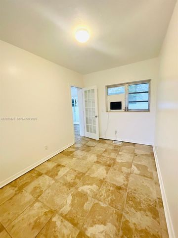 1020 SW 36th Ct, Miami, FL 33135