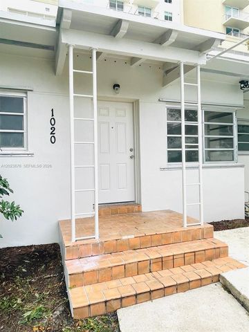 1020 SW 36th Ct, Miami, FL 33135