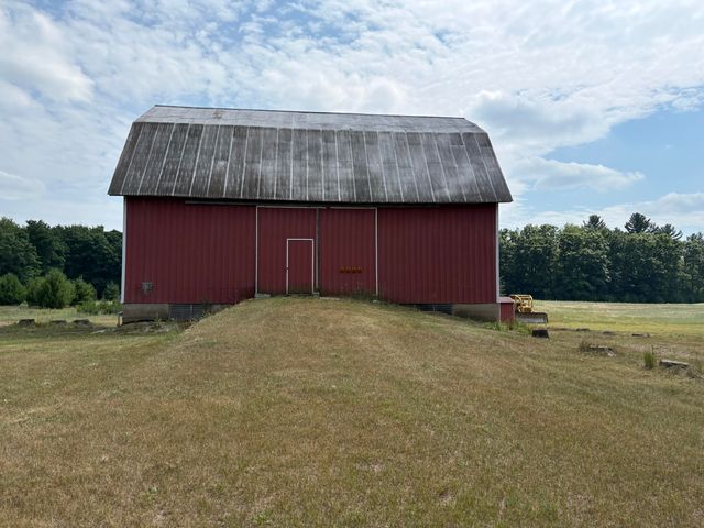 22347 5 Mile Road, Morley, MI 49336
