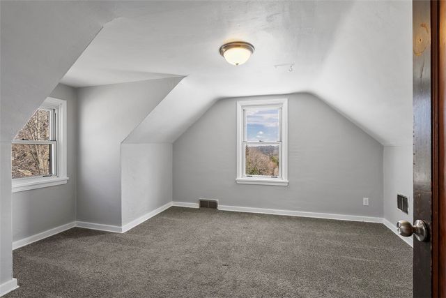 2123 Worton Blvd, West Mifflin, PA 15122