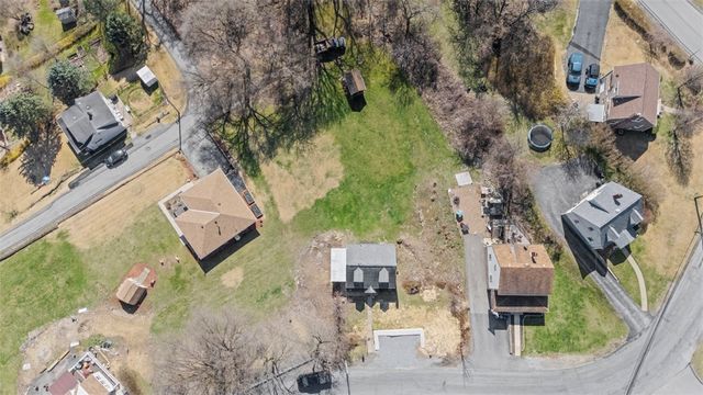 2123 Worton Blvd, West Mifflin, PA 15122