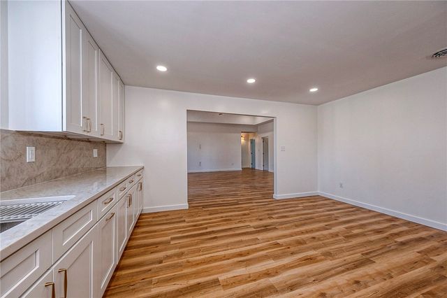 800 Jackson Ave, Monaca, PA 15061