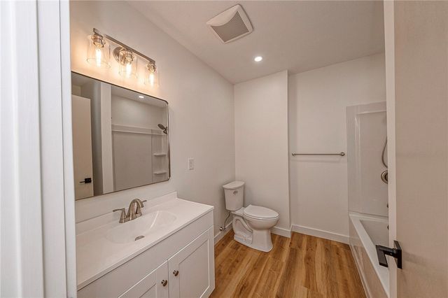 800 Jackson Ave, Monaca, PA 15061