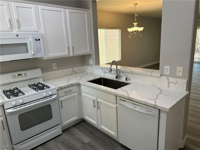3448 Flinthead Street, North Las Vegas, NV 89084