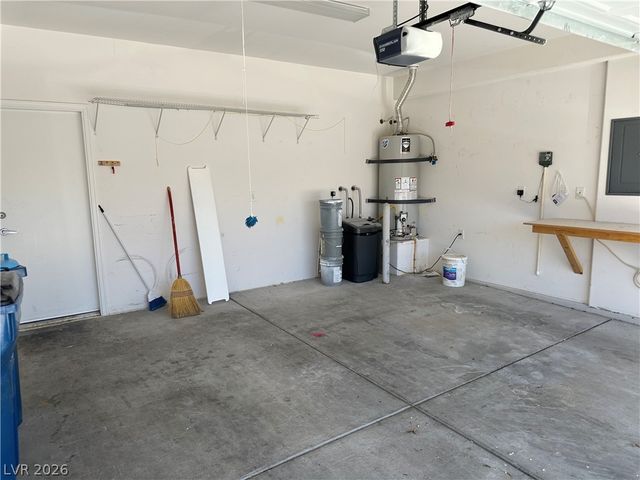 3448 Flinthead Street, North Las Vegas, NV 89084