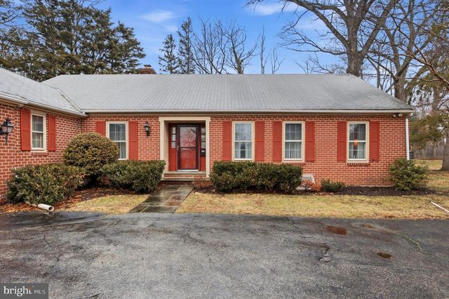 757 W ALLENS LN, Philadelphia, PA 19119