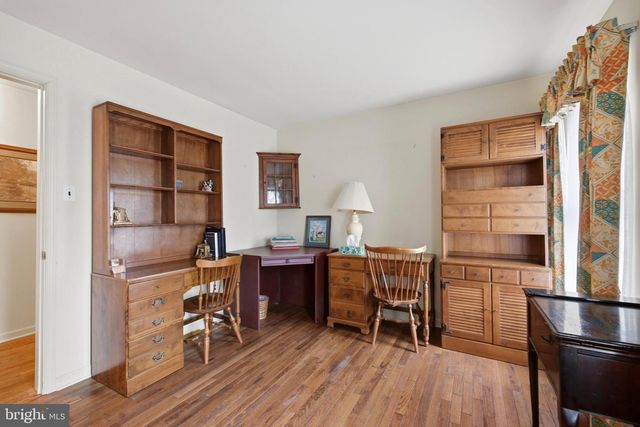 757 W ALLENS LN, Philadelphia, PA 19119