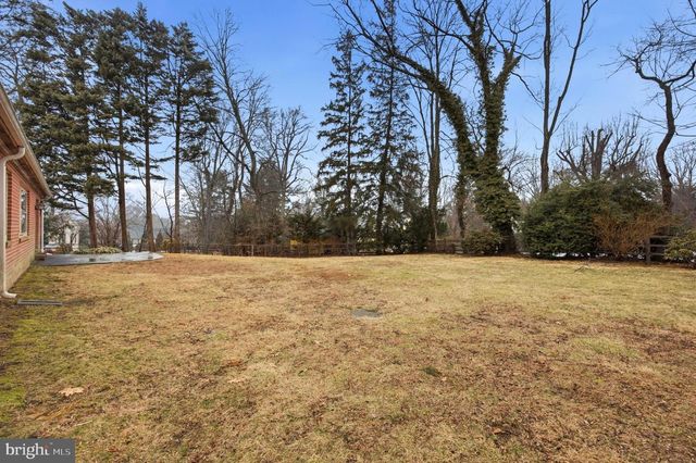 757 W ALLENS LN, Philadelphia, PA 19119