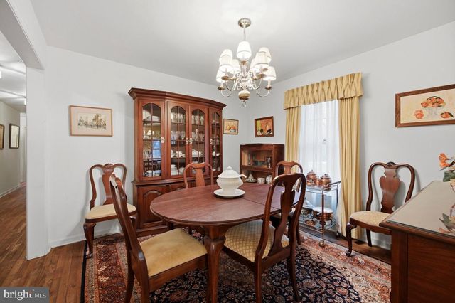 757 W ALLENS LN, Philadelphia, PA 19119