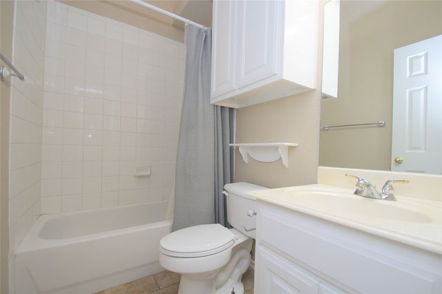 1804 Sand Stone Drive, Sanger, TX 76266