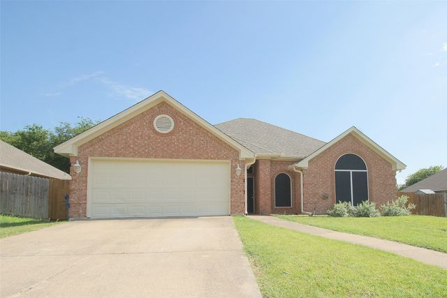 1804 Sand Stone Drive, Sanger, TX 76266