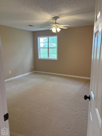 201 Hunters Ridge Dr., Jonesboro, AR 72404