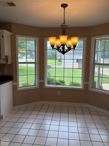 201 Hunters Ridge Dr., Jonesboro, AR 72404