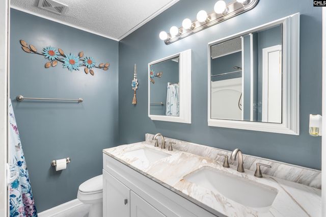 1605 Shannon Street E, Camden, SC 29020
