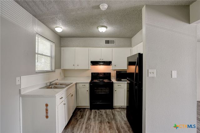 714 Martindale Road, San Marcos, TX 78666