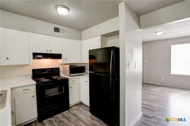 714 Martindale Road, San Marcos, TX 78666