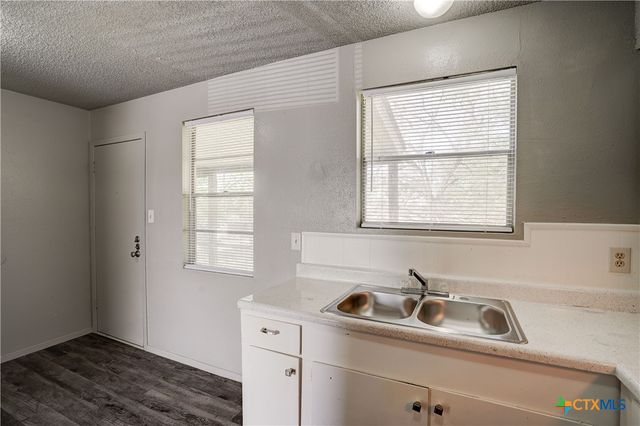 714 Martindale Road, San Marcos, TX 78666