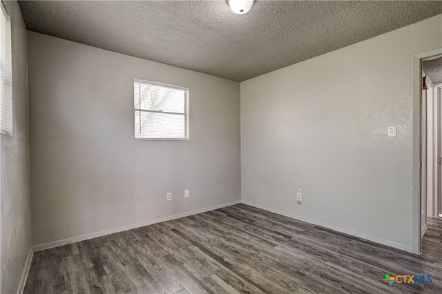 714 Martindale Road, San Marcos, TX 78666