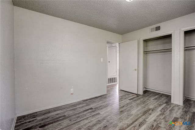 714 Martindale Road, San Marcos, TX 78666