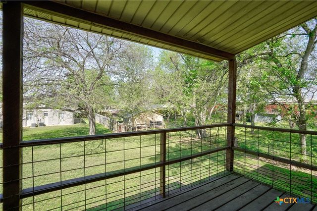 714 Martindale Road, San Marcos, TX 78666