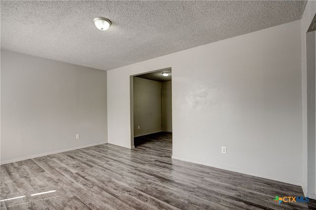 714 Martindale Road, San Marcos, TX 78666