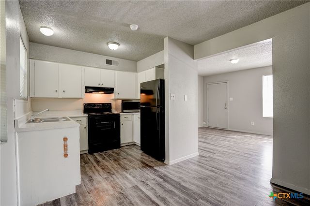 714 Martindale Road, San Marcos, TX 78666